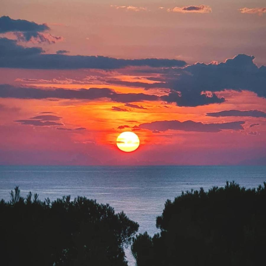 Villa Panoramica Sunset House Torre Vado Eksteriør bilde